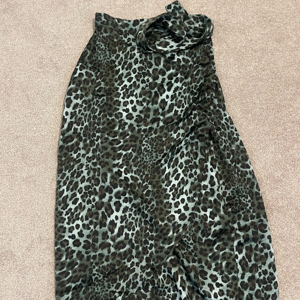 Dark green and black leopard slid skirt silk material